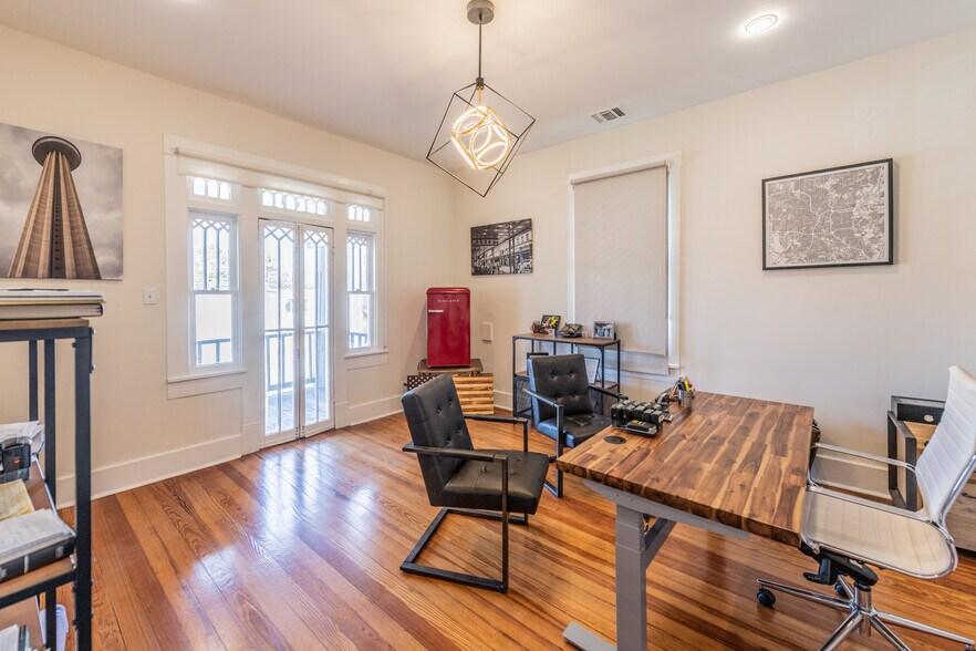 More Photos Of 214 E Ashby Pl, San Antonio Office For Lease