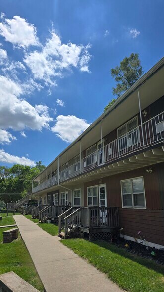 More Photos Of 4430 Redman Ave, Omaha Apartments For Sale