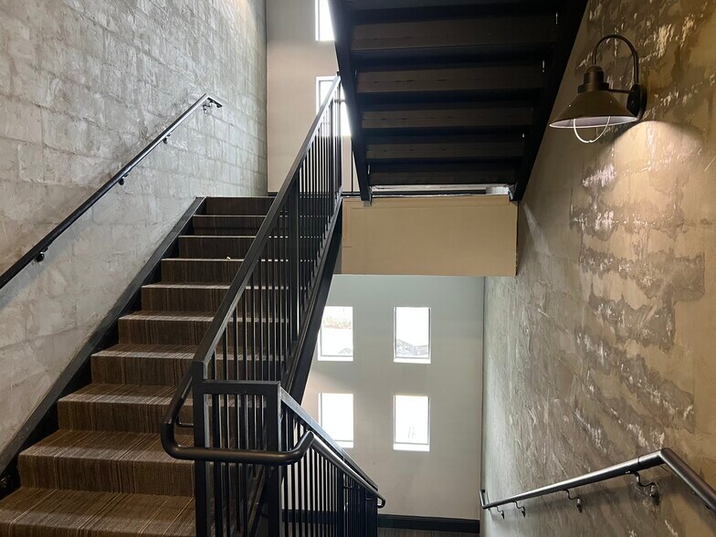 More Photos Of 2570 Justin Rd, Lewisville General Retail For Lease