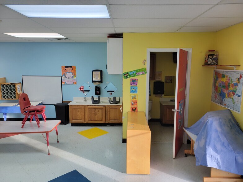 More Photos Of 50 Nicklow Rd, Bruceton Mills Daycare Center For Sale