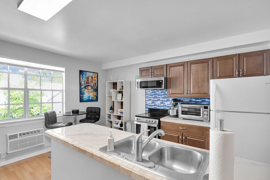 More Photos Of 912 Pohalski St, Key West Multifamily For Sale