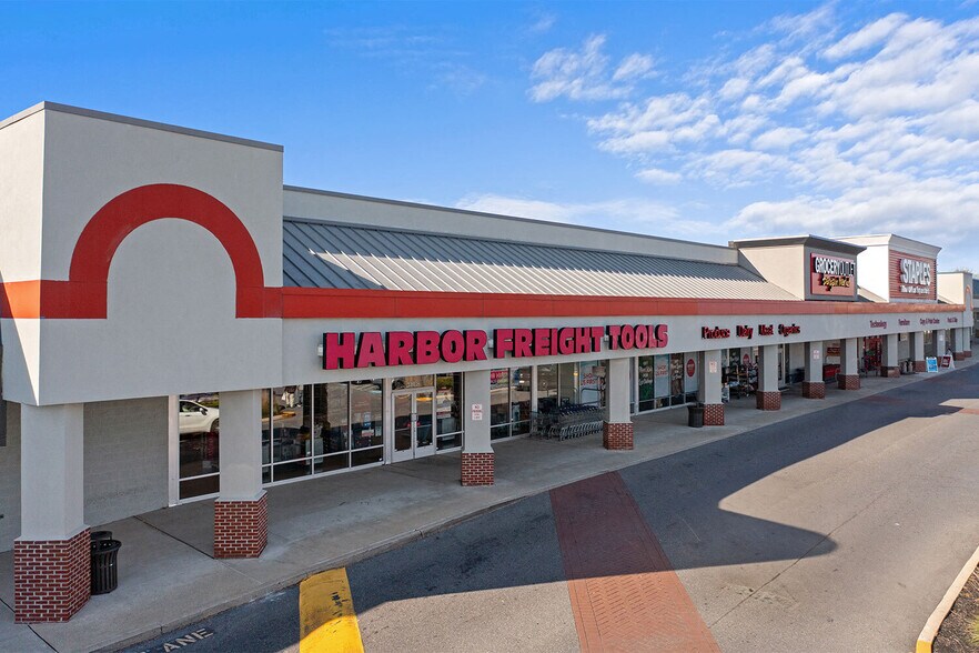 More Photos Of 4602-4692 Broadway Rd, Allentown Unknown For Lease