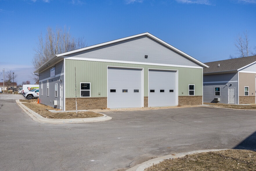 Primary Photo Of 6580 Lake Rd, Windsor Warehouse For Sale