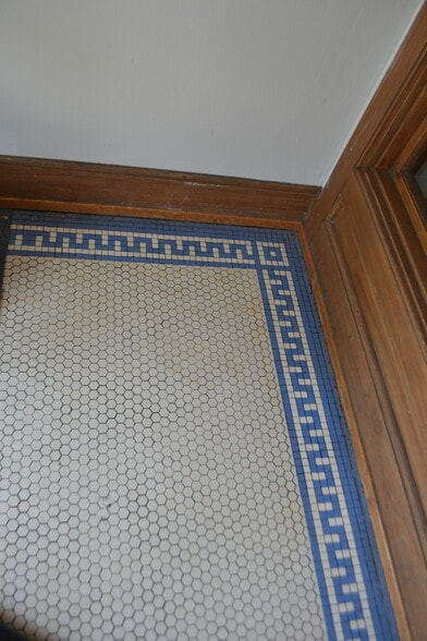 More Photos Of 500 N 4th Ave, Wausau Specialty For Sale