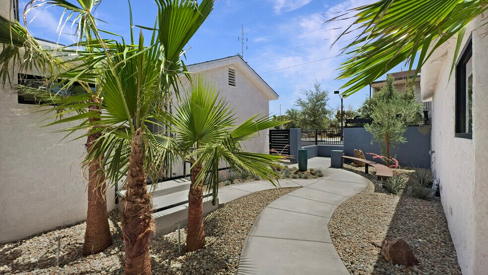 More Photos Of 724 S 9th St, Las Vegas Unknown For Lease