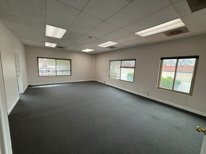 More Photos Of 1850 Warburton Ave, Santa Clara Loft Creative Space For Lease