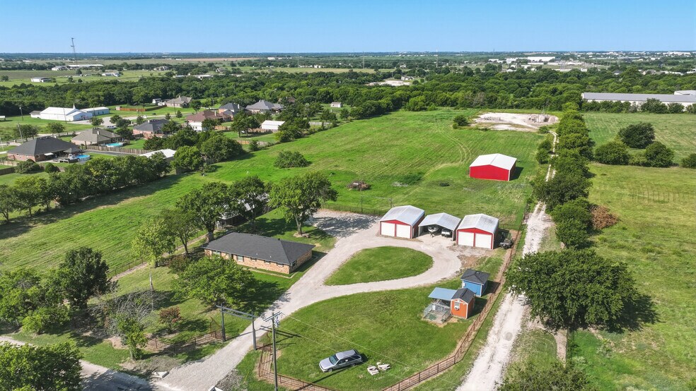 Primary Photo Of 2632 Howell Dr, Venus Land For Sale