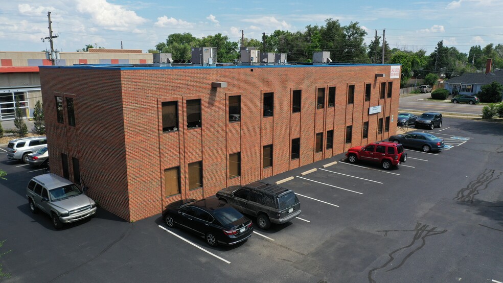 Primary Photo Of 1410 Vance St, Lakewood Office Residential For Lease