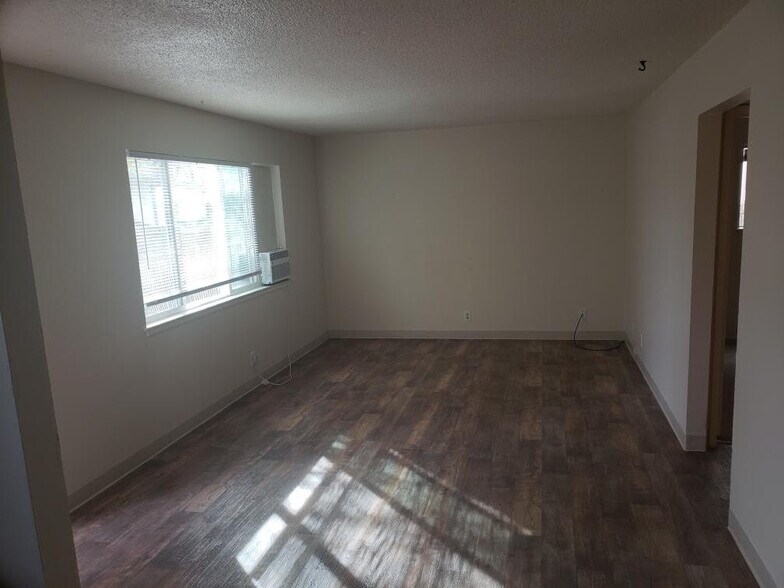 More Photos Of 420 Lee St, Carson City Apartments For Sale