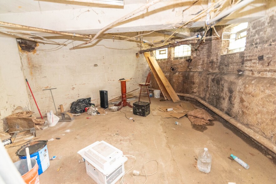 More Photos Of 3210-3212 Walbrook Ave, Baltimore Apartments For Sale