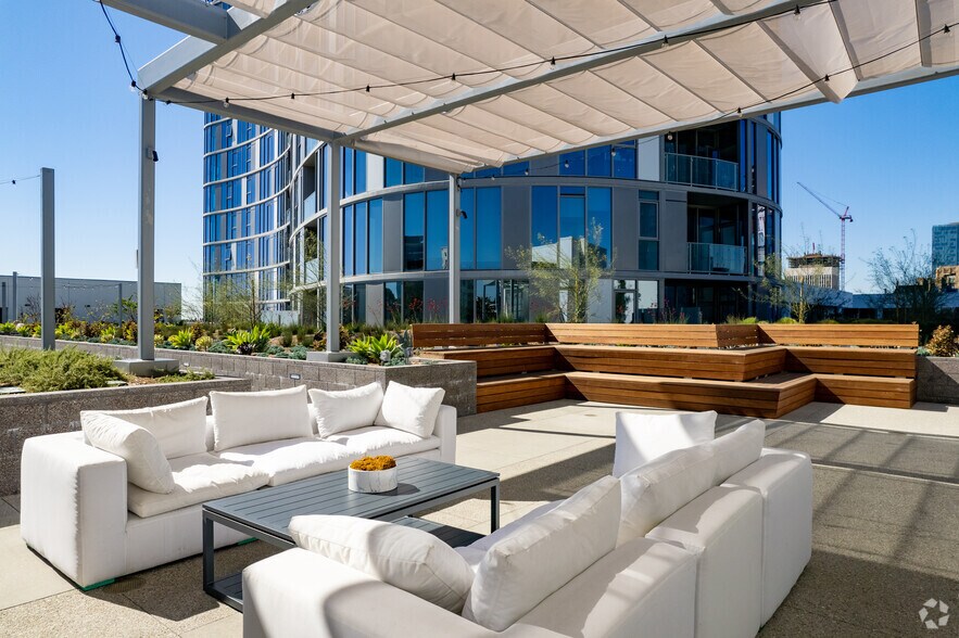 More Photos Of 2801 Sunset Pl, Los Angeles Apartments For Lease