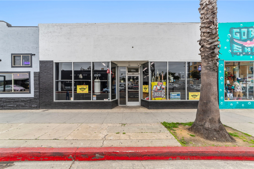 More Photos Of 111 S. Coast hwy, Oceanside Storefront Retail Office For Lease