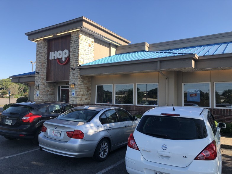 More Photos Of 5420 Target Dr, Antioch Restaurant For Sale