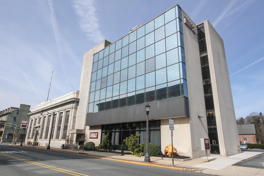 More Photos Of 1 Philadelphia Ave, Boyertown Medical For Lease