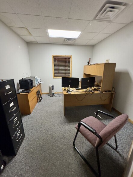 More Photos Of 4200 Legion Dr, Mason Warehouse For Lease