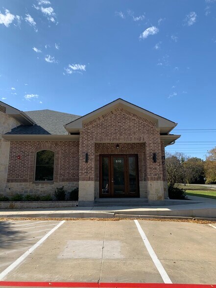 More Photos Of 3201 Cross Timbers Rd, Flower Mound Office For Lease