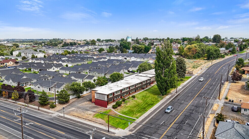 More Photos Of 116 E Hill Ave, Moses Lake Apartments For Sale