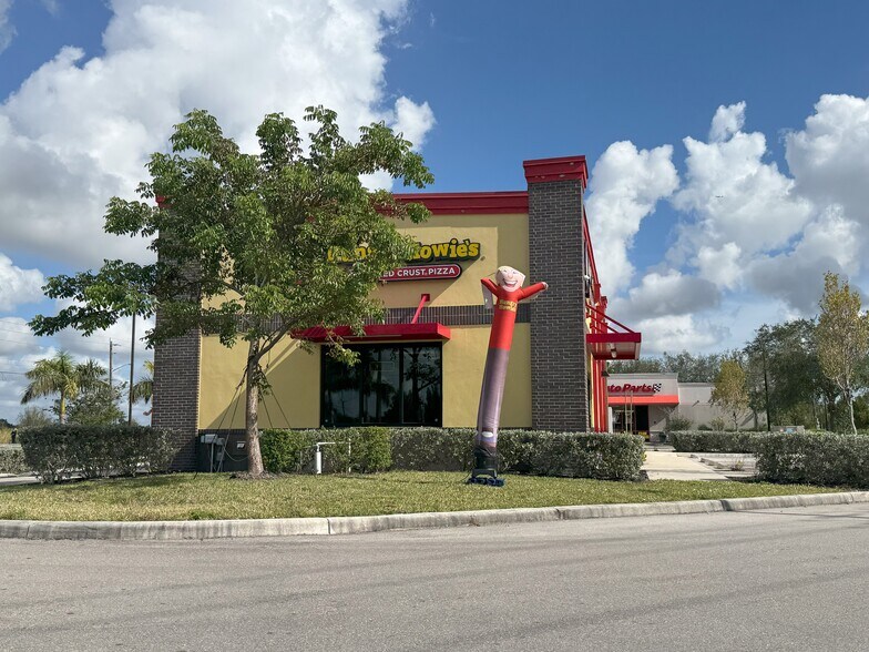 More Photos Of 800 Leonard Blvd N, Lehigh Acres Freestanding For Sale