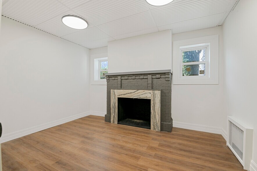 More Photos Of 1553 Broadway, Hewlett Office For Lease