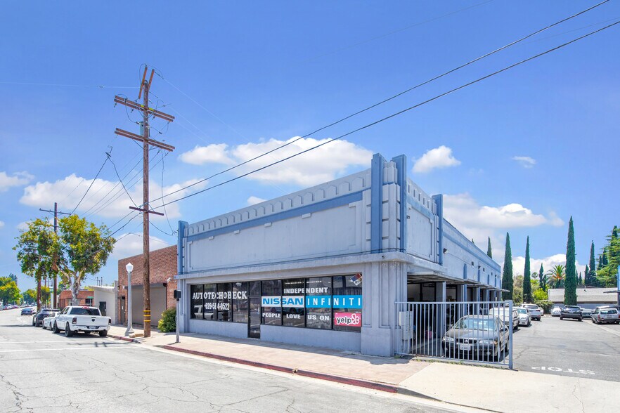 More Photos Of 1880-1920 Walnut St, Pasadena Auto Repair For Lease