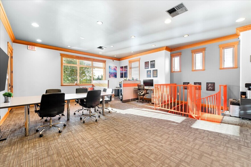 More Photos Of 817 Ohare Pky, Medford Loft Creative Space For Sale