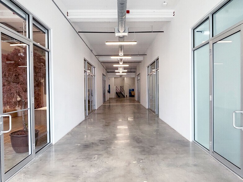 More Photos Of 350-370 NE 75th St, Miami Office For Lease