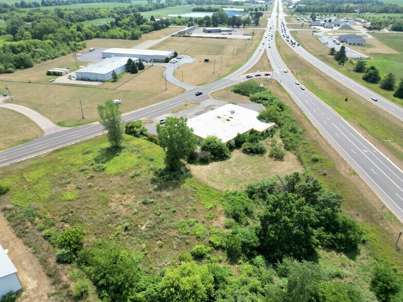 More Photos Of 11830 Shaver Rd, Schoolcraft Freestanding For Sale