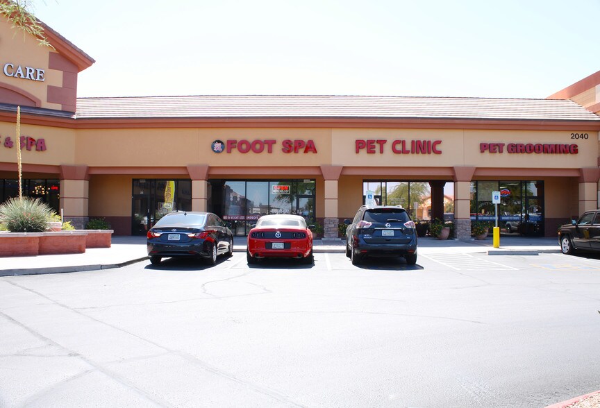 More Photos Of 2010-2040 S Alma School Rd, Chandler Unknown For Lease