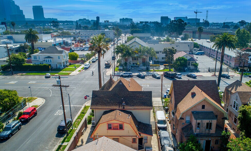More Photos Of 1703 Toberman St, Los Angeles Apartments For Sale