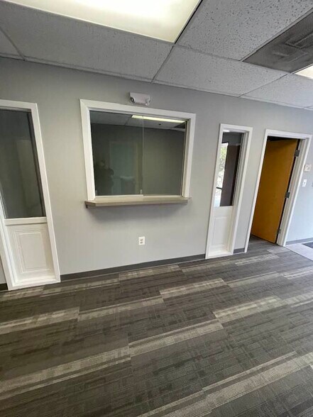 More Photos Of 15 Wormans Mill Ct, Frederick Research And Development For Lease