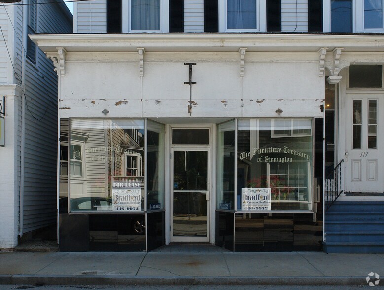 More Photos Of 117 Water St, Stonington Apartments For Sale