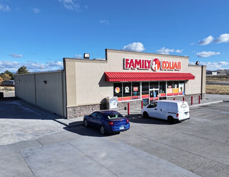 Primary Photo Of 640 Humboldt Ave, Wells Freestanding For Sale