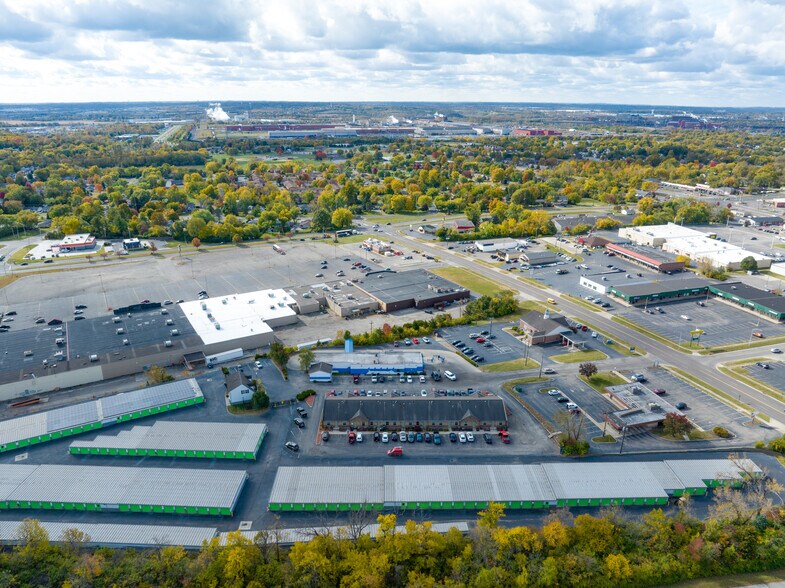 More Photos Of 901 Elliott Dr, Middletown Carwash For Sale