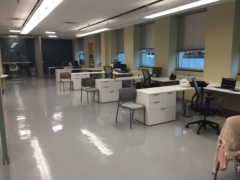 More Photos Of 309 Smithfield St, Pittsburgh Medical For Lease