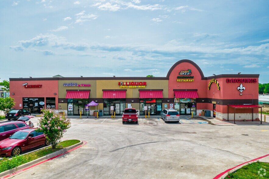 More Photos Of 290 E Corporate Dr, Lewisville General Retail For Sale