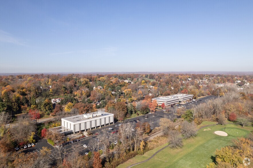 More Photos Of 800 Kinderkamack Rd, Oradell Office For Lease