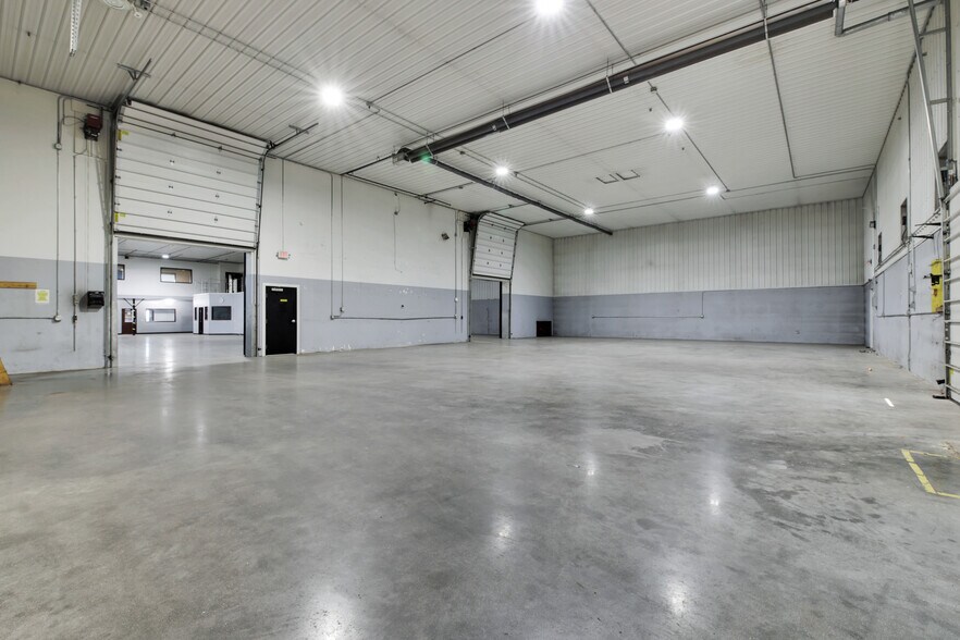 More Photos Of 680 Gerry Way, Darien Warehouse For Sale