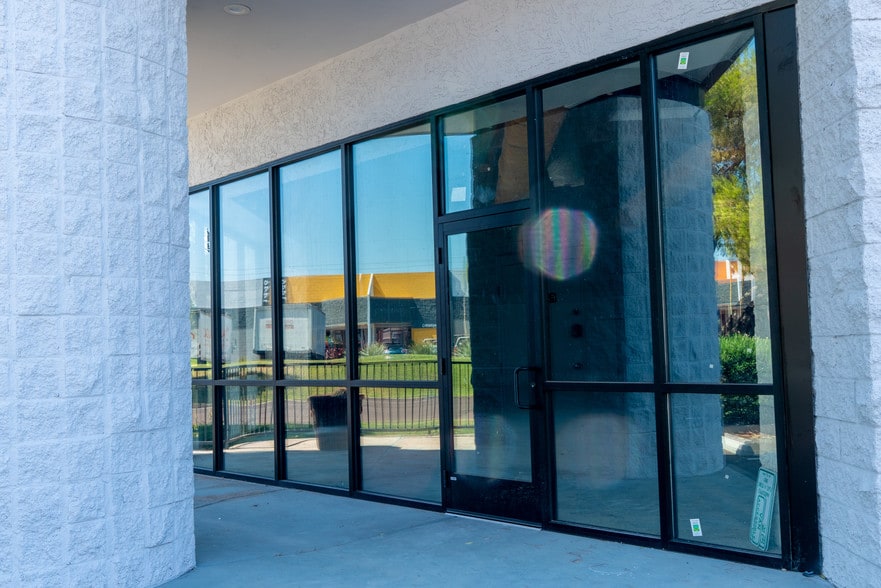 More Photos Of 1445 W 12th Pl, Tempe Light Distribution For Lease