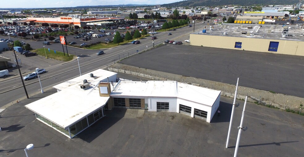 Primary Photo Of 5901 E Sprague Ave, Spokane Valley Auto Dealership For Lease