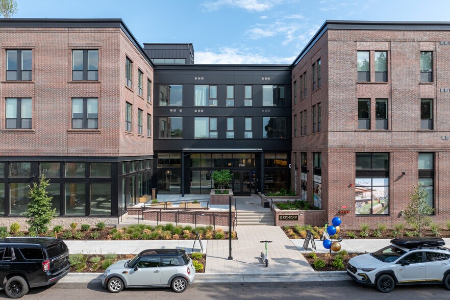 More Photos Of 2480 Arapahoe St, Denver Apartments For Lease