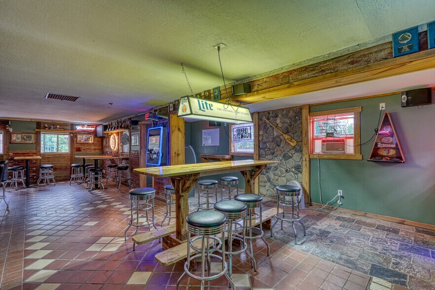 More Photos Of 9375 State Highway 13, Port Wing General Retail For Sale