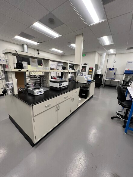 More Photos Of 2830-2850 7th St, Berkeley Medical For Lease