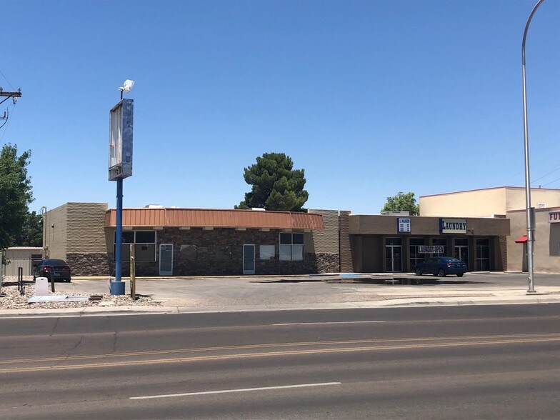 More Photos Of 1025 Spruce Ave, Las Cruces Storefront Retail Office For Sale