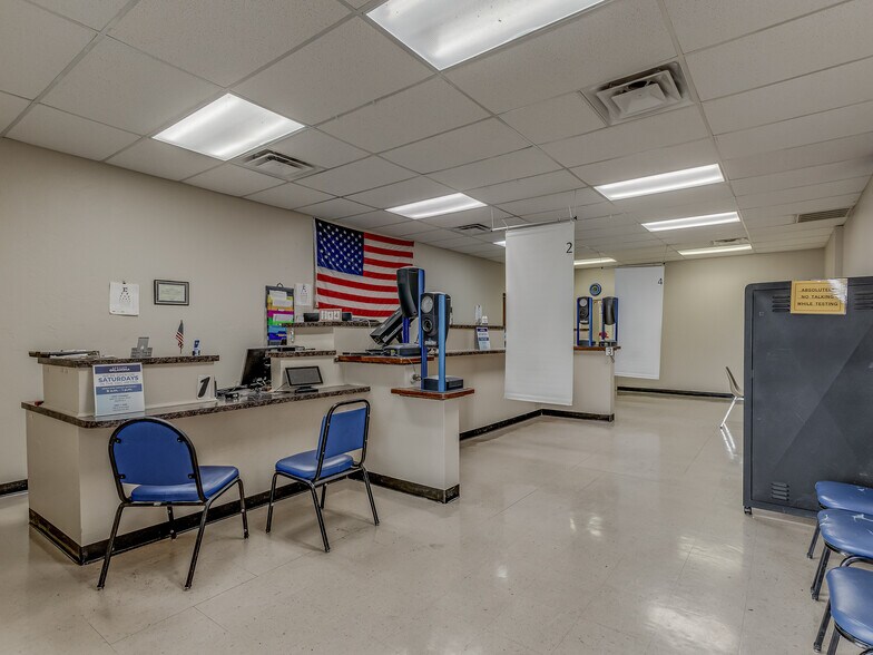 More Photos Of 430 N Berry Rd, Norman Medical For Sale