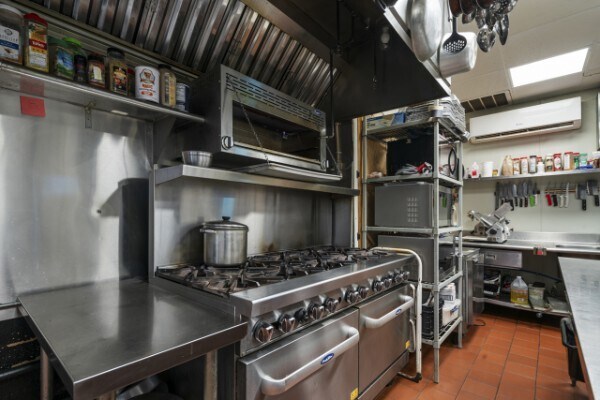 More Photos Of 601 N 1st St, Pulaski Restaurant For Sale