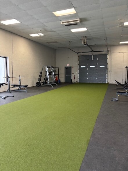 More Photos Of 829 Sheridan Dr, Tonawanda Freestanding For Sale