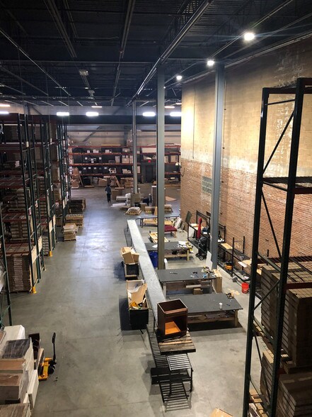 More Photos Of 2500 Touhy Ave, Elk Grove Village Warehouse For Sale