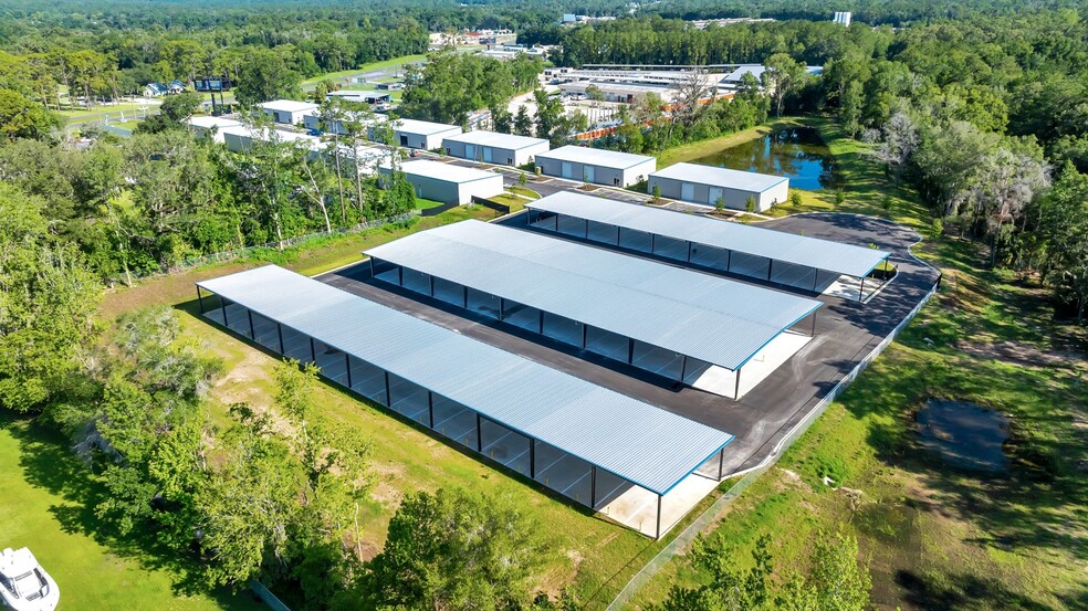 More Photos Of 5741 S Pine Ave, Ocala Service For Sale