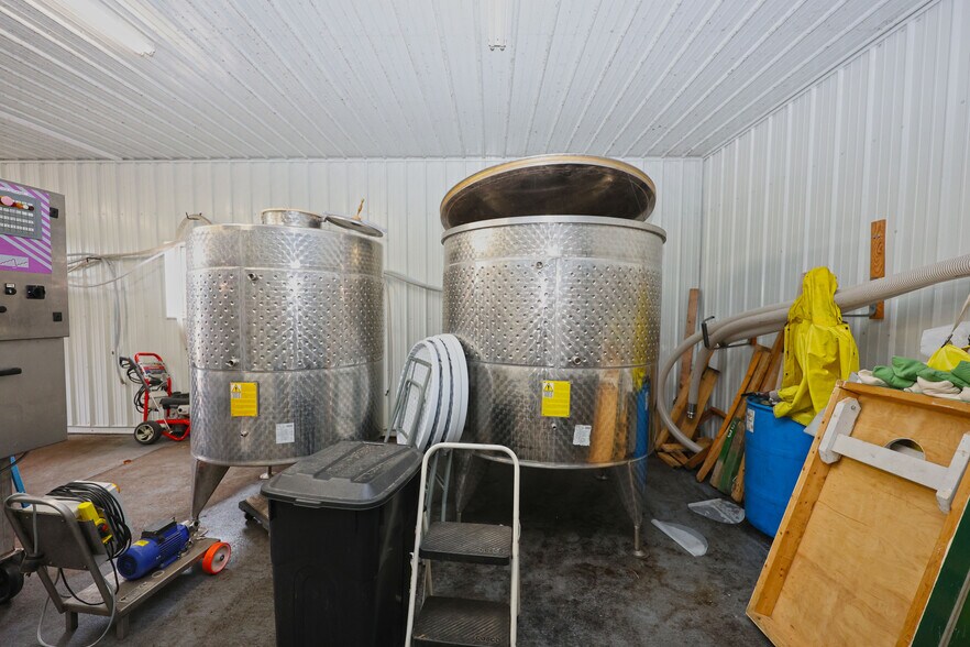 More Photos Of 7785 Hill Rd, Watervliet Specialty For Sale