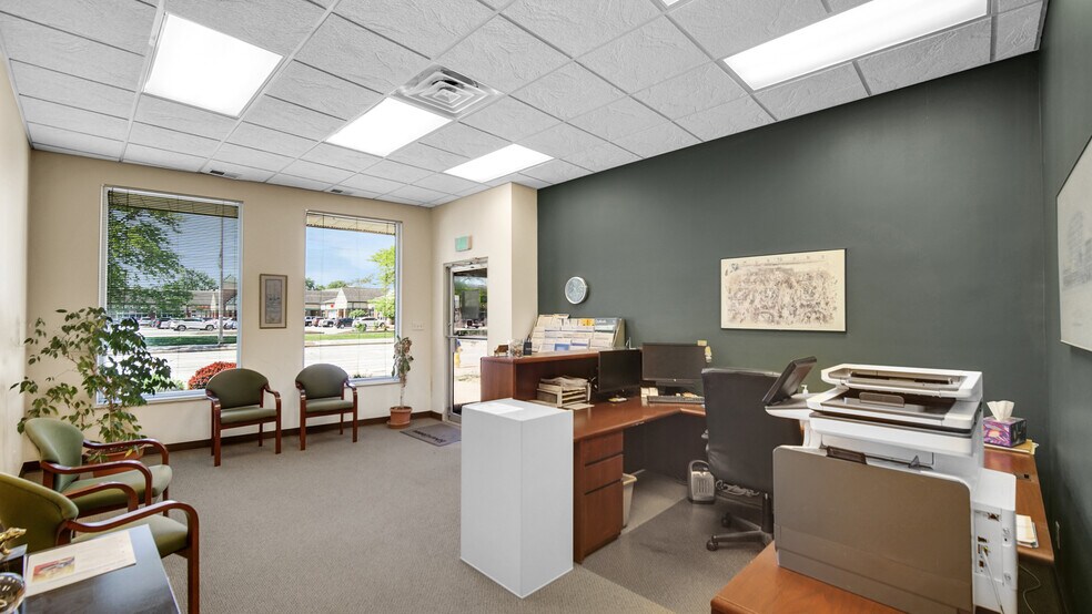 More Photos Of 303 Ridge Rd, Munster Office For Sale
